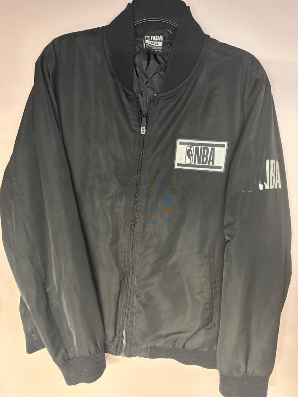 NBA Men’s Black Jacket Size L Streetwear Zip Up Basketball Logo Casual y2k retro